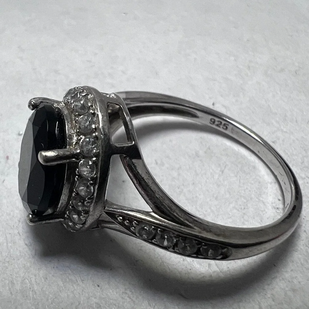 925 Sterling Silver Black Onyx Oval Halo Statement Ring Cubic‎ Zirconia Size 7